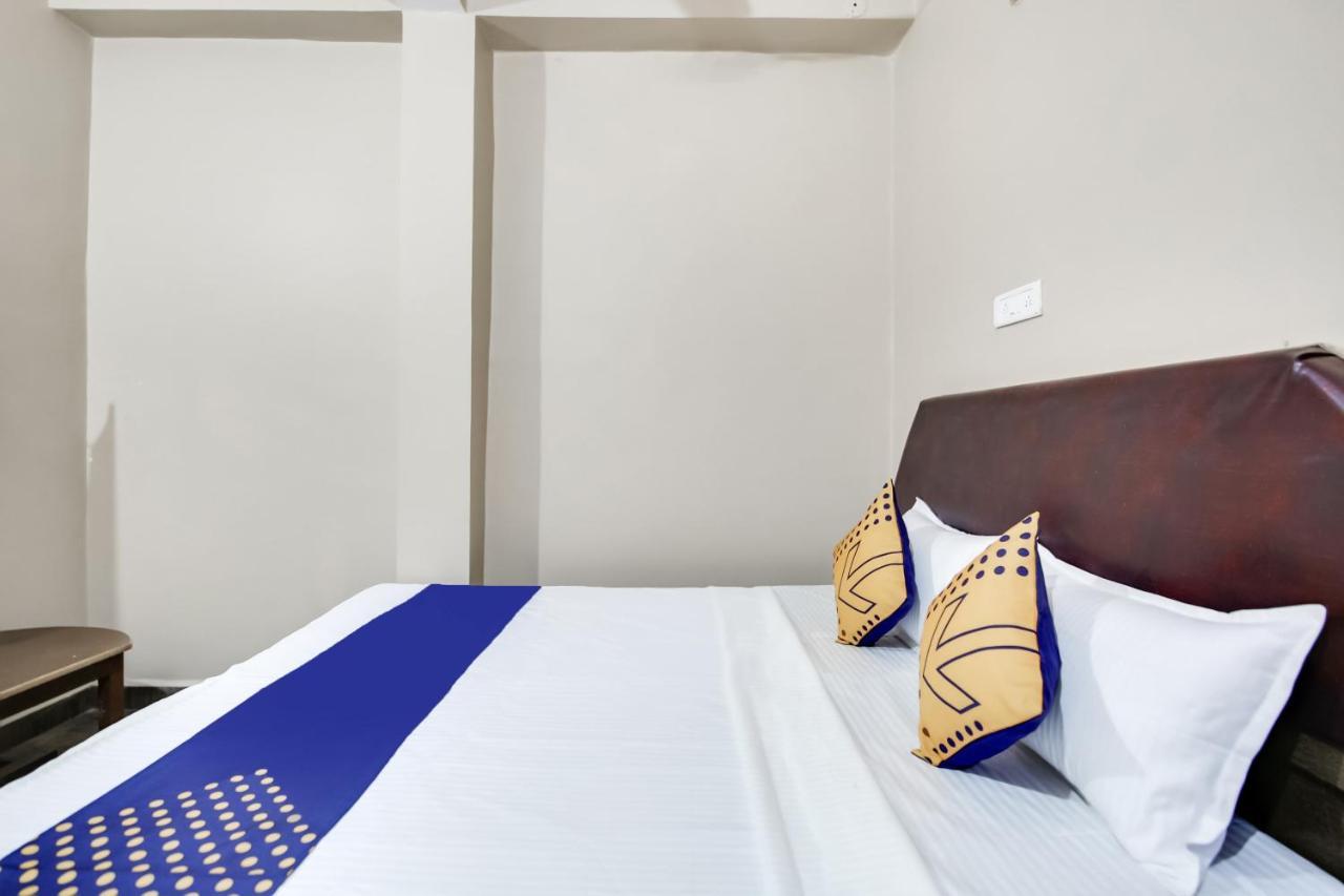 Spot On Hotel Madhur Prem Katni Экстерьер фото